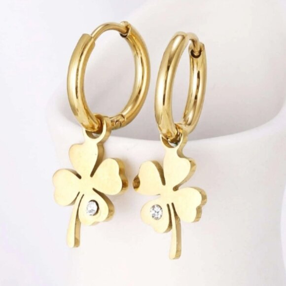 Four Leaf Clover Earrings - Picture 2 of 3